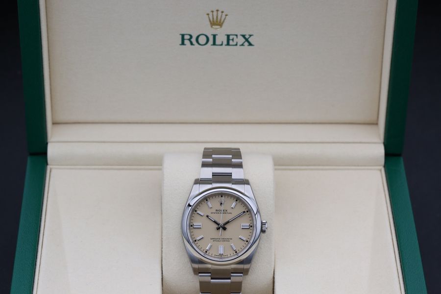Rolex Oyster Perpetual 126000